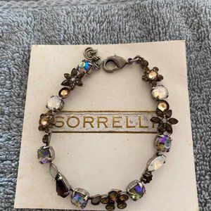 Beautiful crystal Sorrelli bracelet